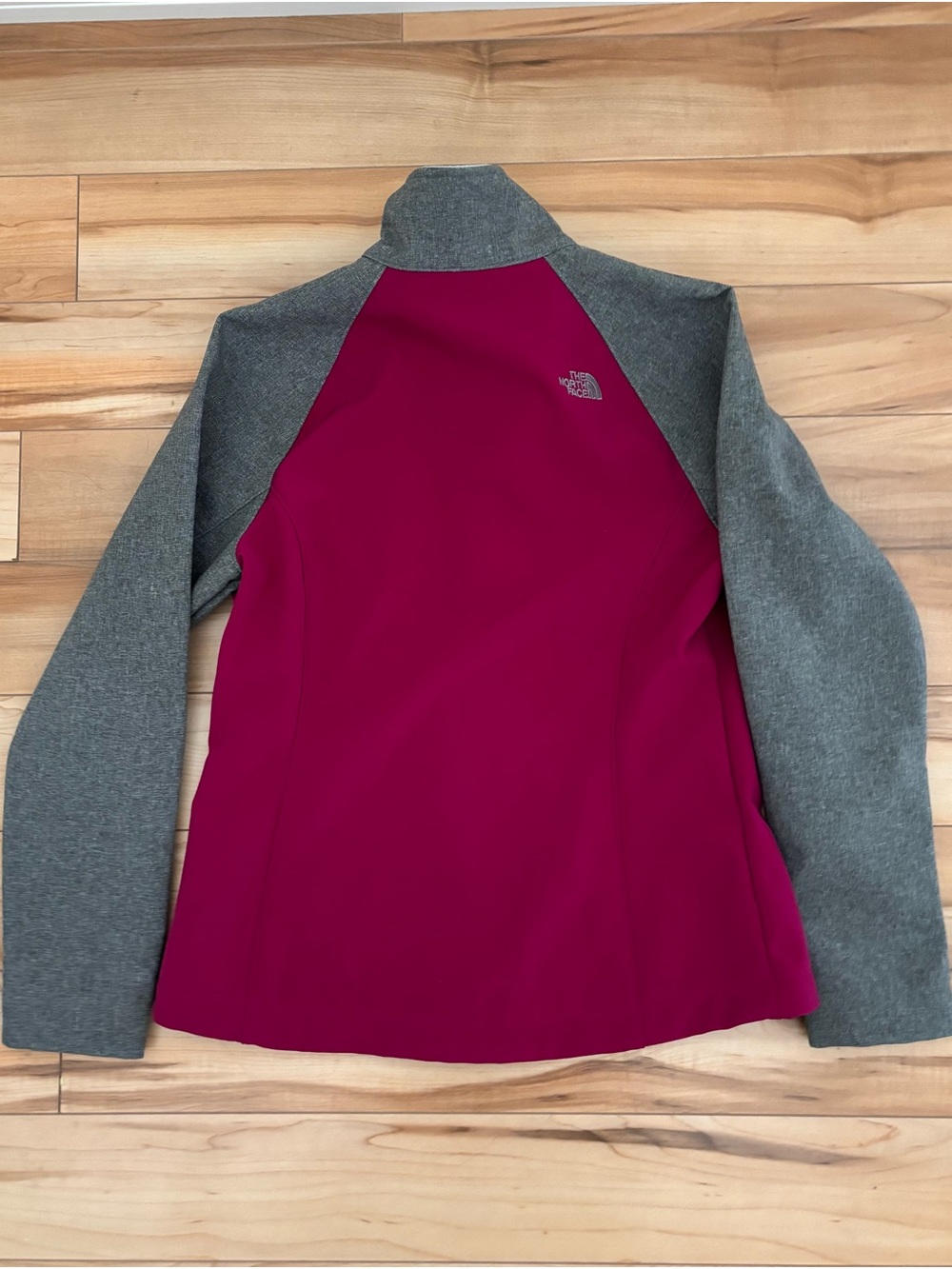 The North Face Apex Bionic Softshell Jacket - Picture 2 of 3